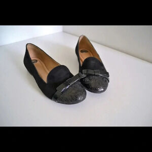 NWOT nurture flats